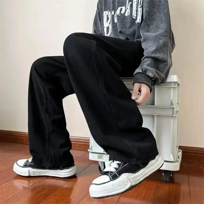 Wide-Leg Jeans