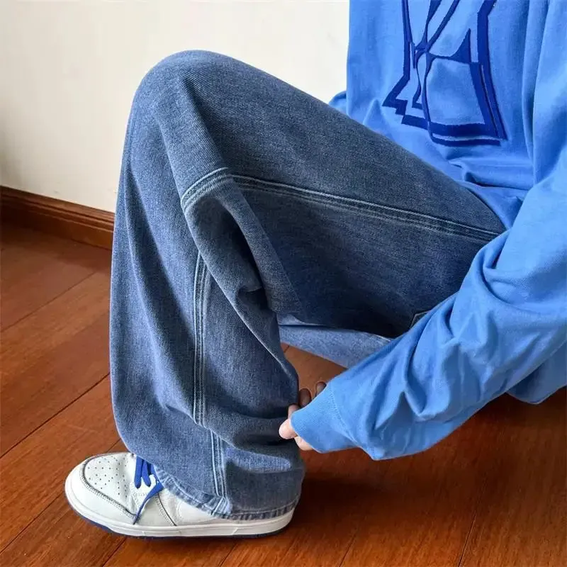 Wide-Leg Jeans