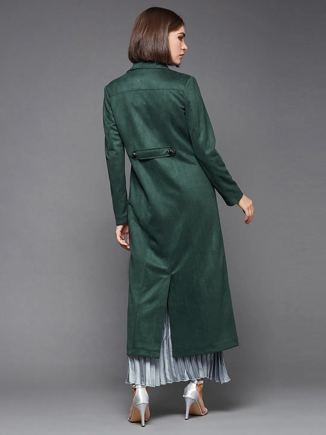 Women's Dark Green Solid V-Neck Full Sleeves Patched Pocketed Polyester Button Down Longline Winter Wear Blazer Jacket