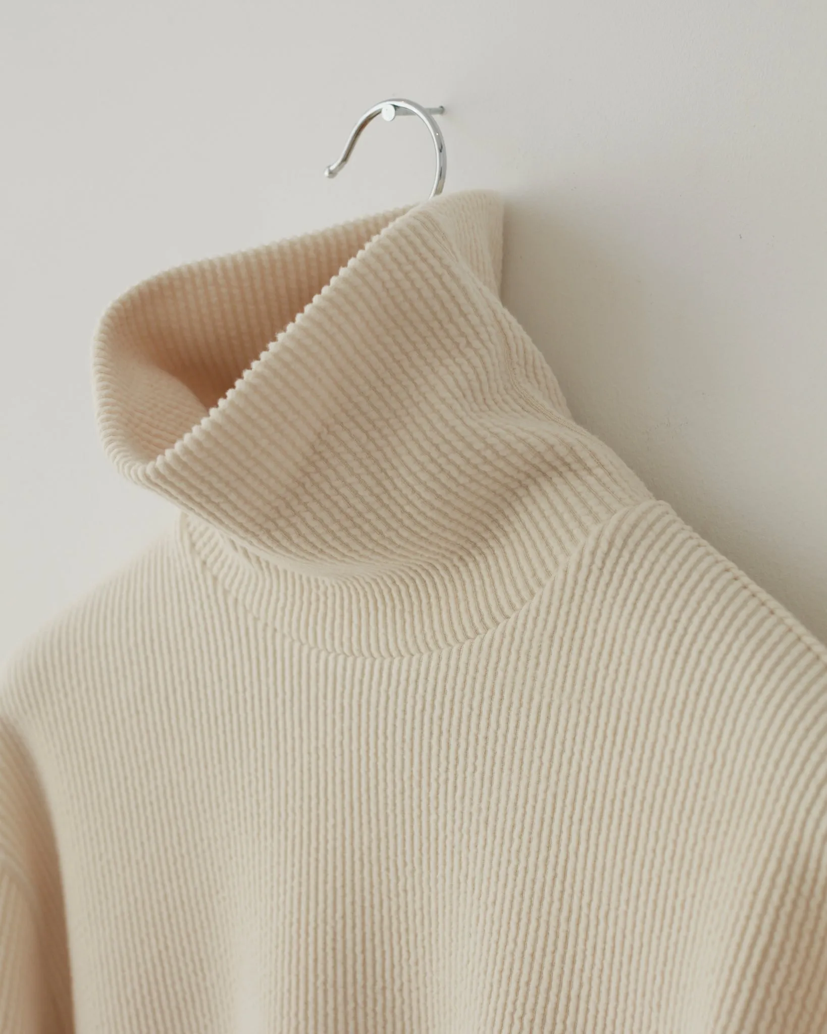 WW Turtleneck - Cream